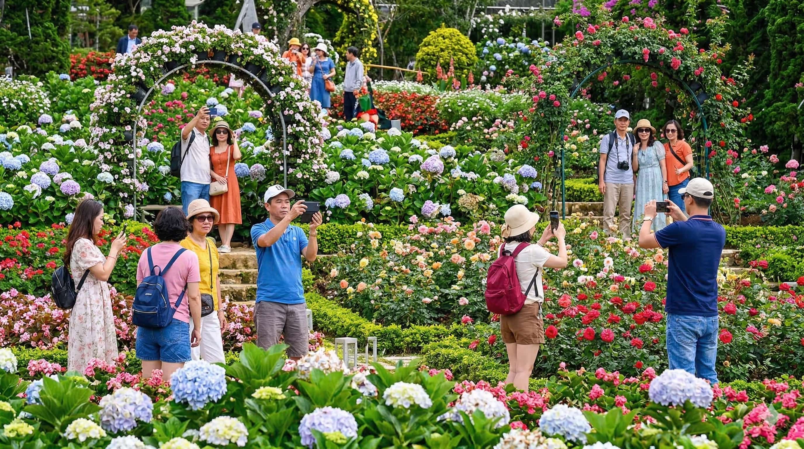 Vườn hoa Đà Lạt rực rỡ sắc màu